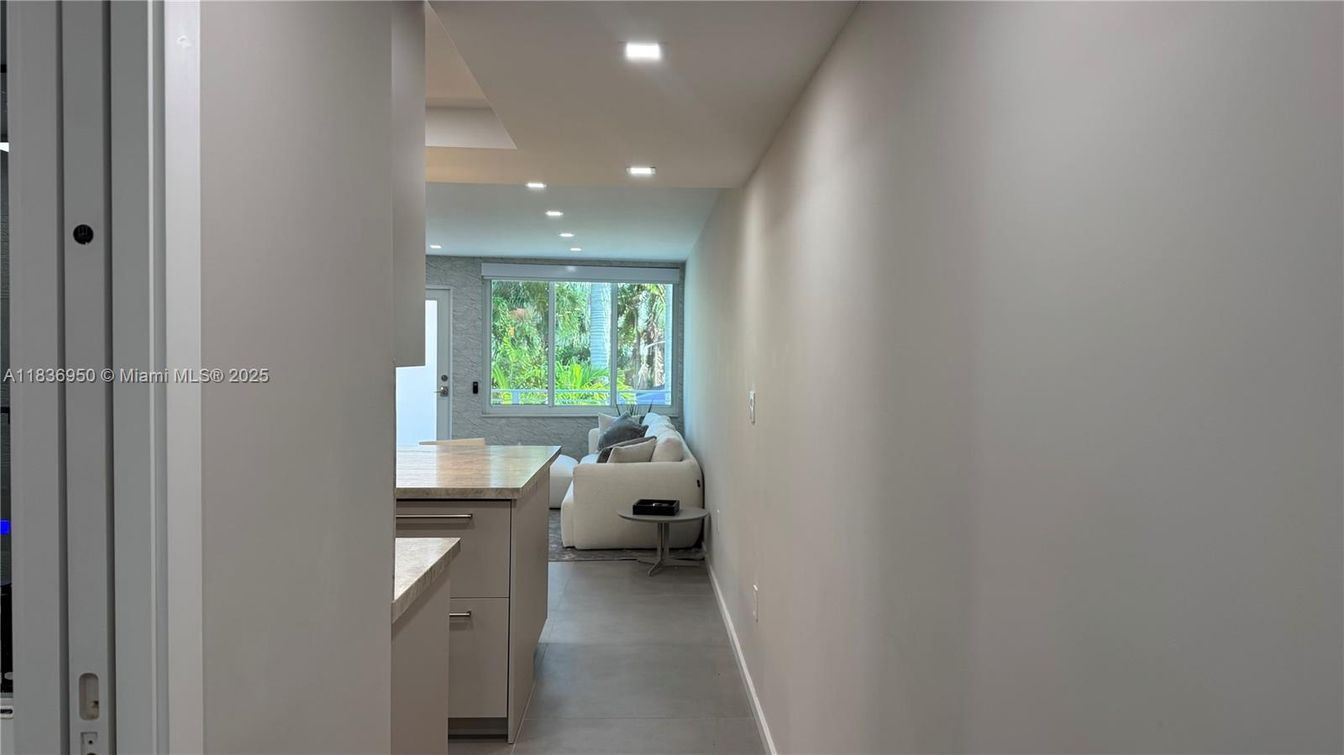 Interior, Recessed Lighting