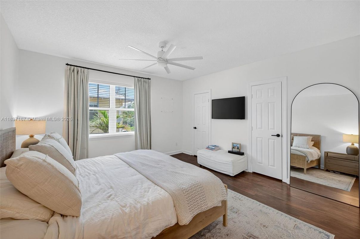 Bedroom, Interior, Wood Texture Flooring