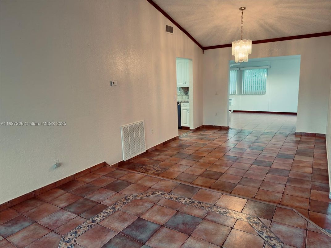 Chandelier, Empty room, Interior, Pendant Lights