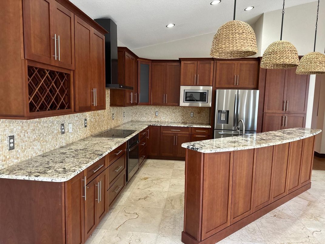 Interior, Kitchen, Pendant Lights, Recessed Lighting, Stainless Steel Appliances