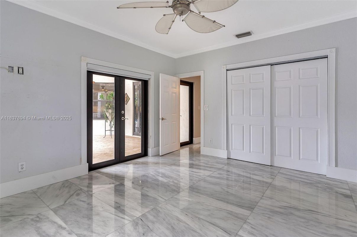 Empty room, Interior, Marble