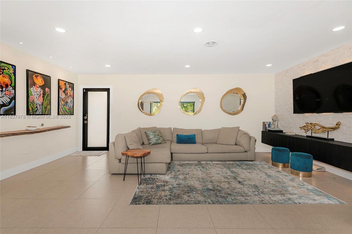 Interior, Living room, Recessed Lighting