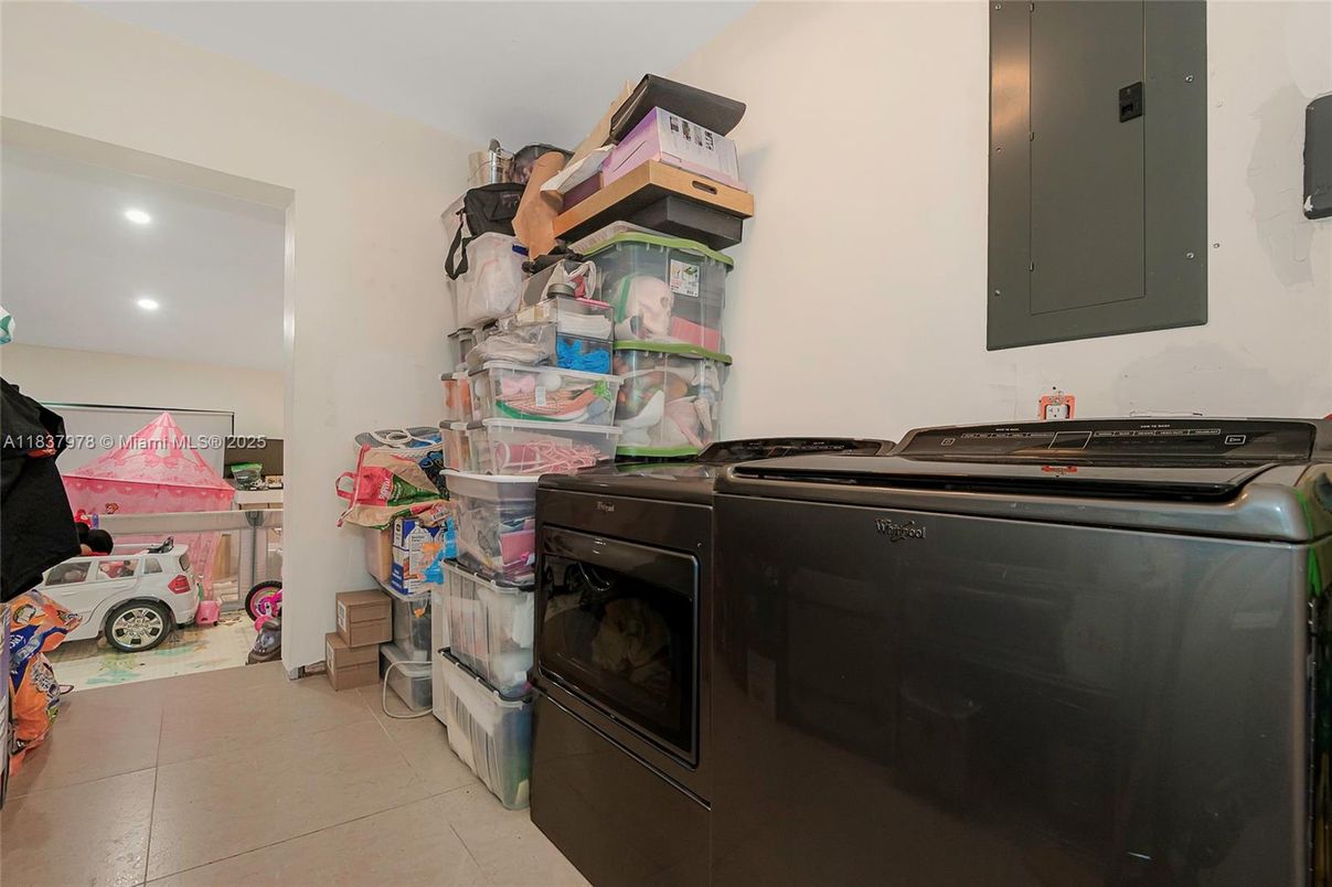 Interior, Recessed Lighting, Washer