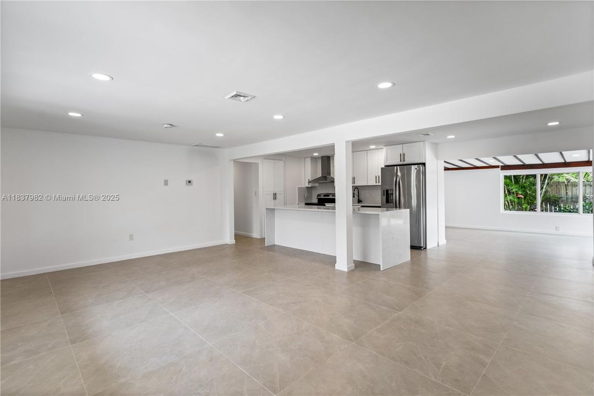 Empty room, Interior, Kitchen, Recessed Lighting, Stainless Steel Appliances