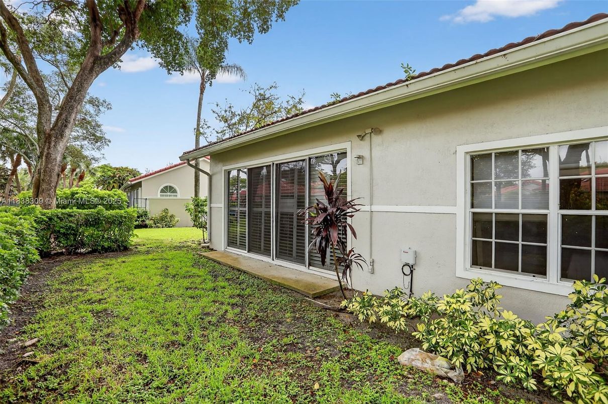 Backyard, Exterior