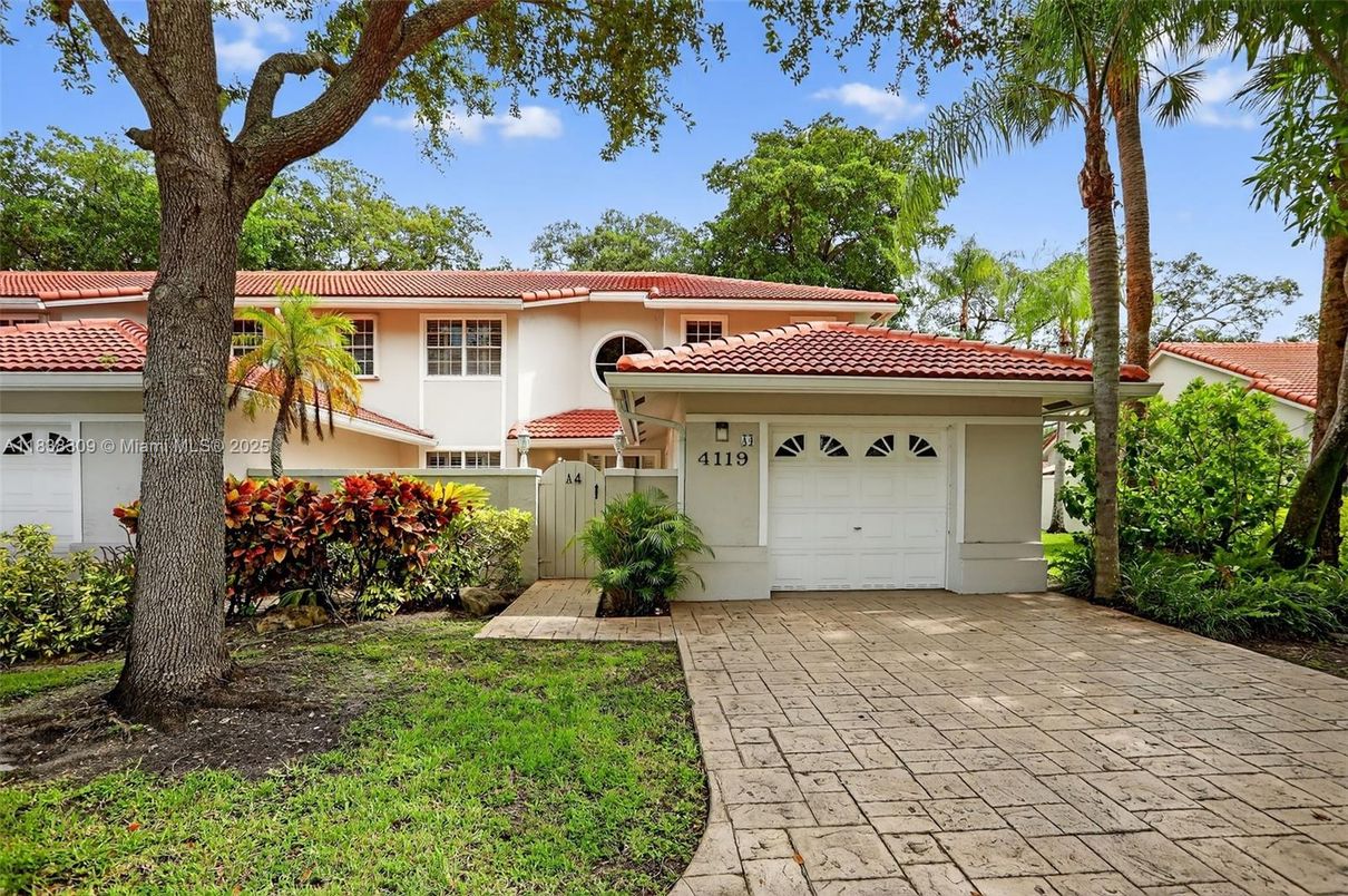 Attached, Backyard, Exterior, Facade, Mediterranean