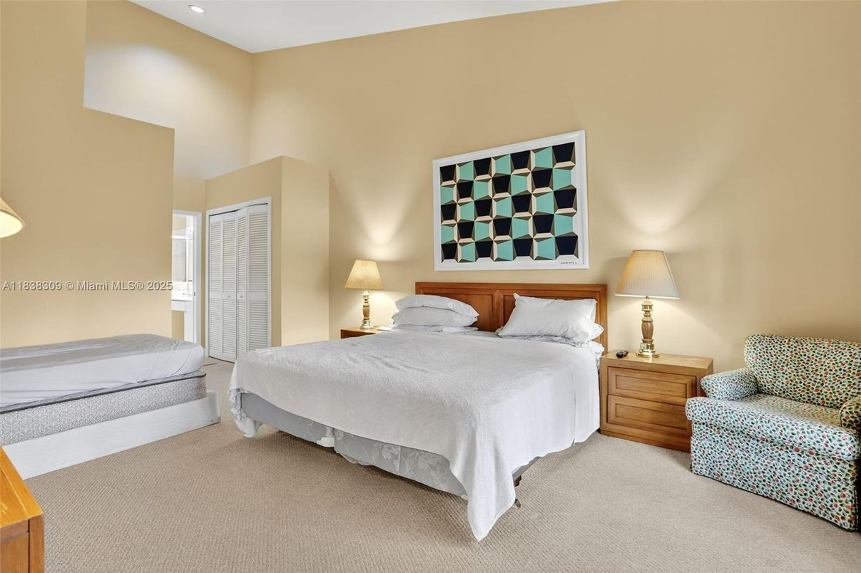 Bedroom, Interior, Recessed Lighting