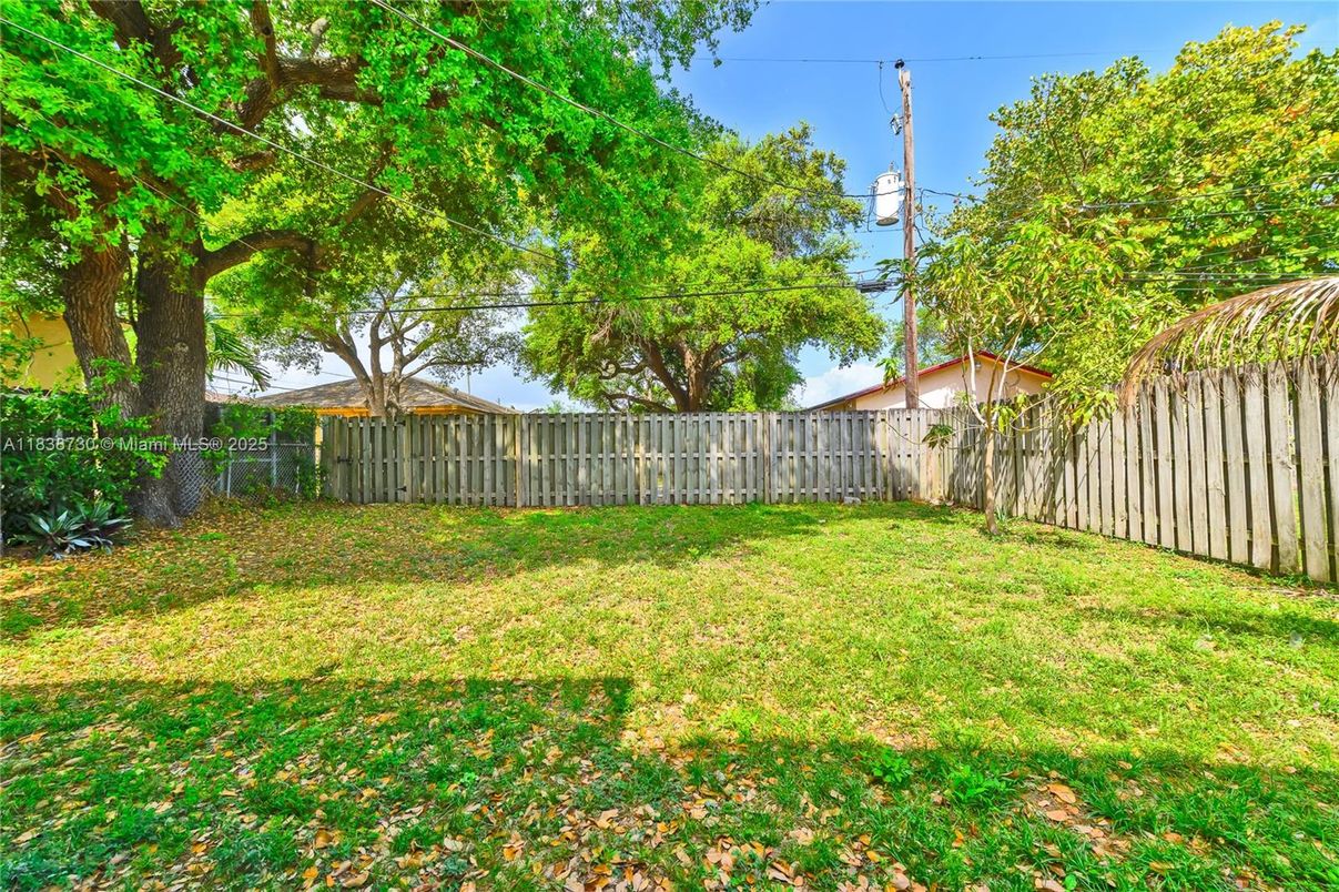 Backyard, Exterior