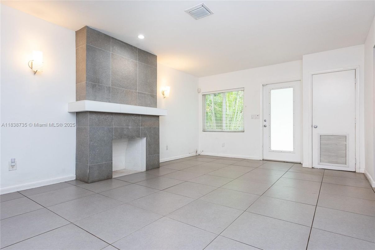 Empty room, Fireplace, Interior, Recessed Lighting