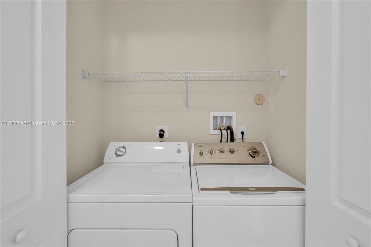 Interior, Utility Closets, Washer