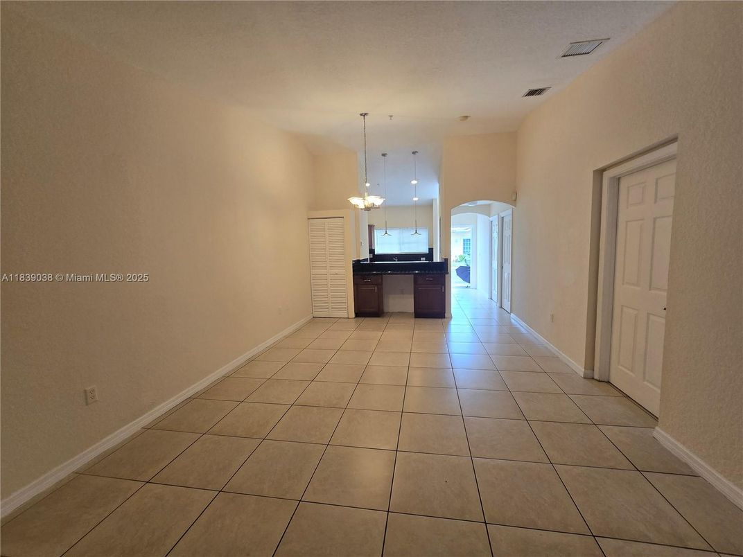 Chandelier, Empty room, Interior, Kitchen, Pendant Lights, Recessed Lighting