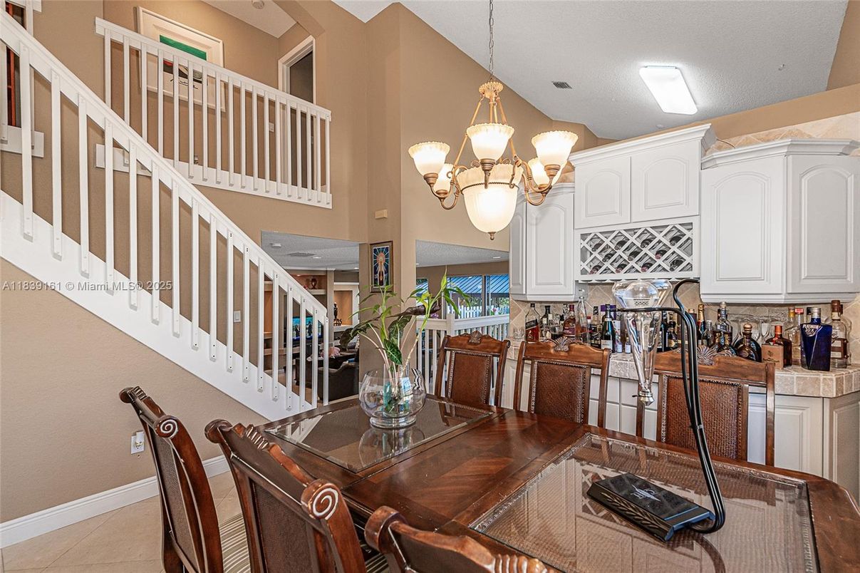 Chandelier, Dining room, Interior