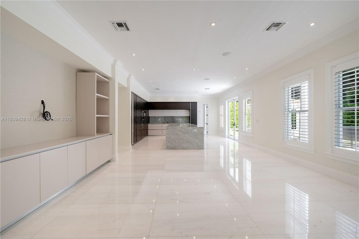 Empty room, Interior, Marble, Recessed Lighting