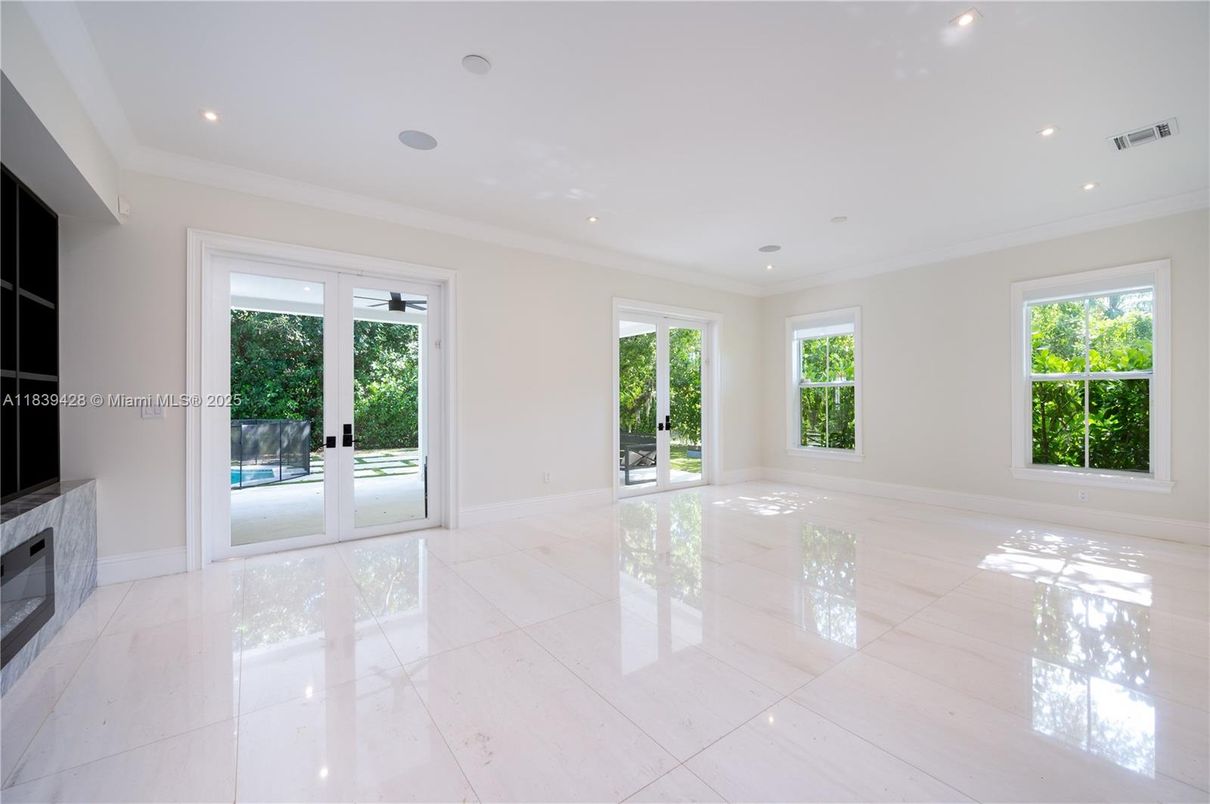 Empty room, Fireplace, Interior, Recessed Lighting