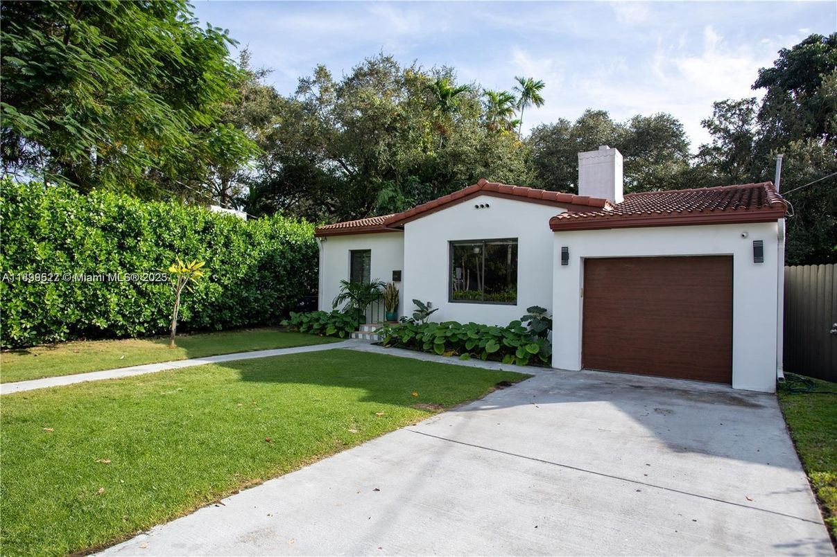 Attached, Backyard, Exterior, Facade, Spanish Mediterranean