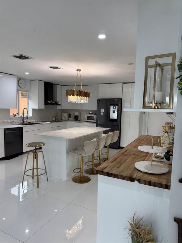 Interior, Kitchen, Pendant Lights, Recessed Lighting
