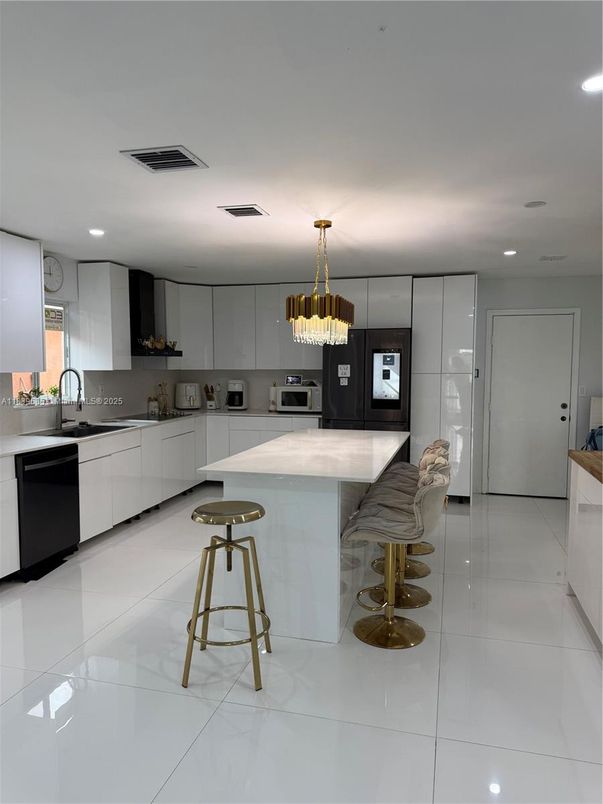 Interior, Kitchen, Marble, Recessed Lighting