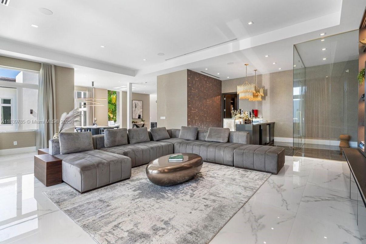 Chandelier, Interior, Living room, Marble, Recessed Lighting