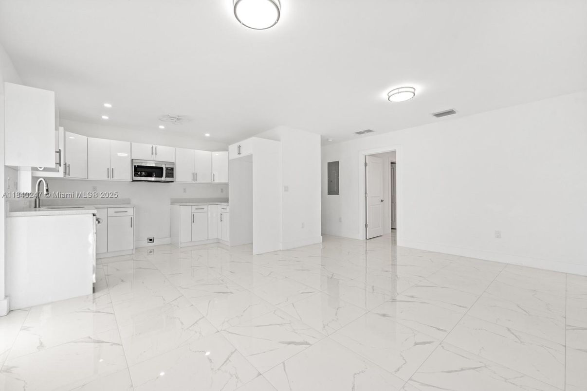 Interior, Kitchen, Marble, Recessed Lighting, Stainless Steel Appliances