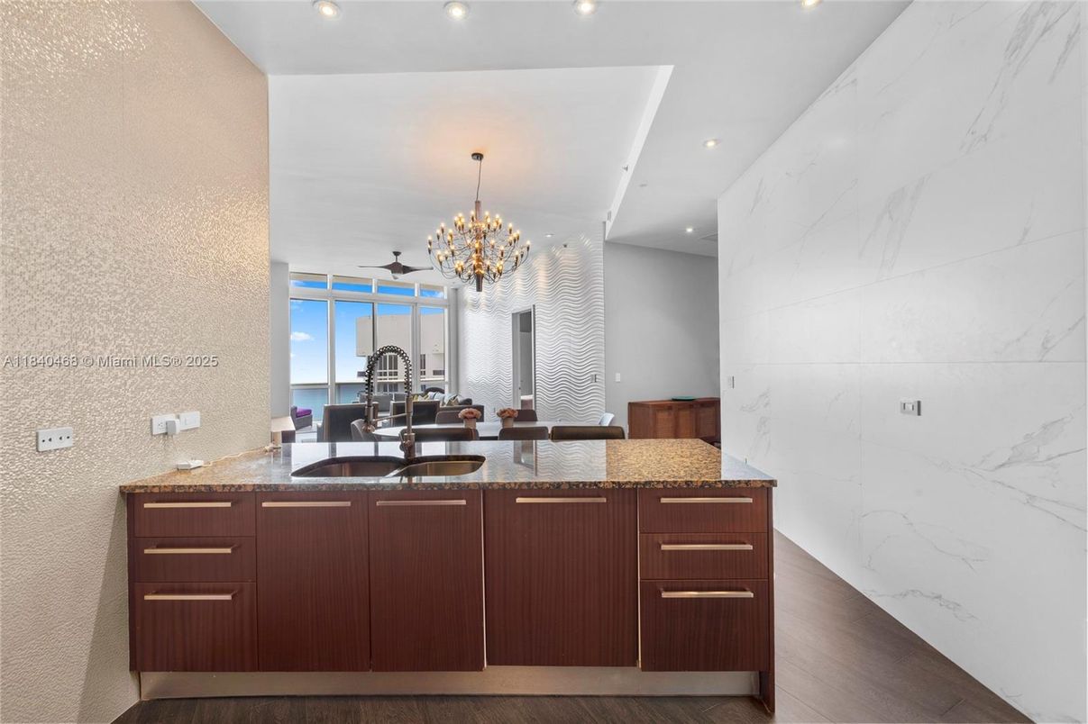 Chandelier, Interior, Marble Walls, Recessed Lighting, Wood Texture Flooring