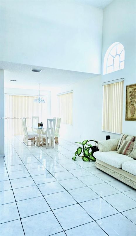 Dining room, Interior, Pendant Lights