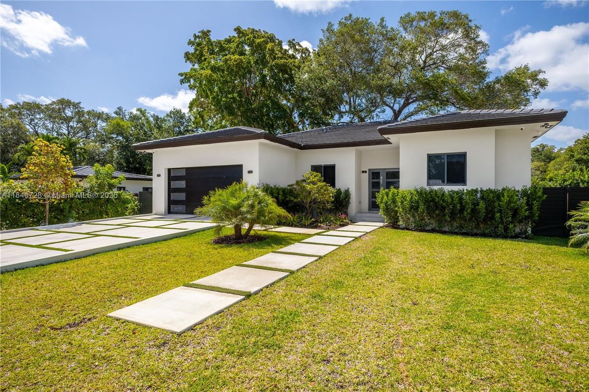 Attached, Backyard, Exterior, Facade, Ranch