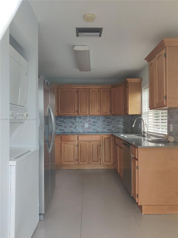 Interior, Kitchen, Washer