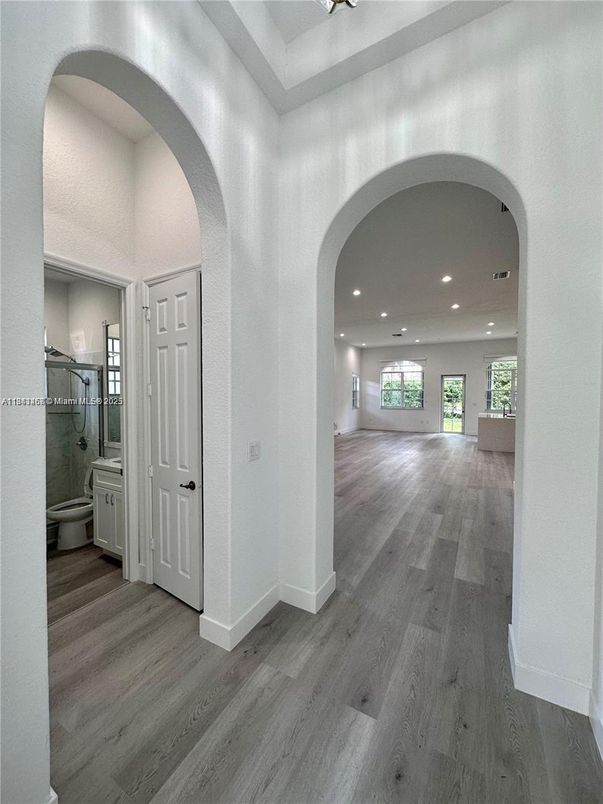 Bathroom, Interior, Recessed Lighting, Wood Texture Flooring