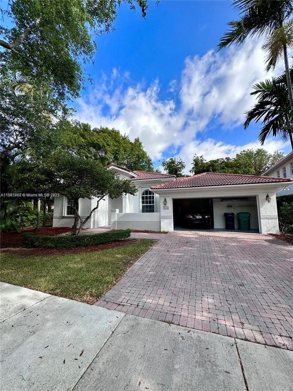 Backyard, Exterior, Facade, Mediterranean