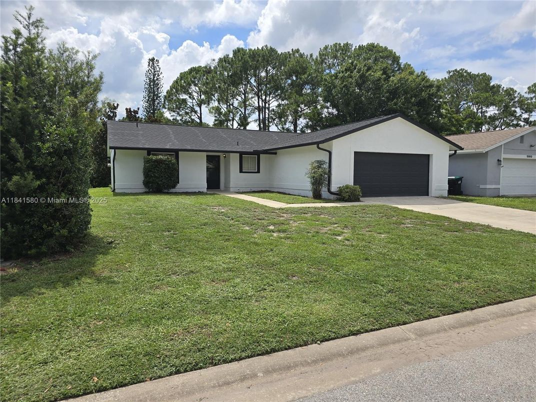 Attached, Backyard, Exterior, Facade, Ranch