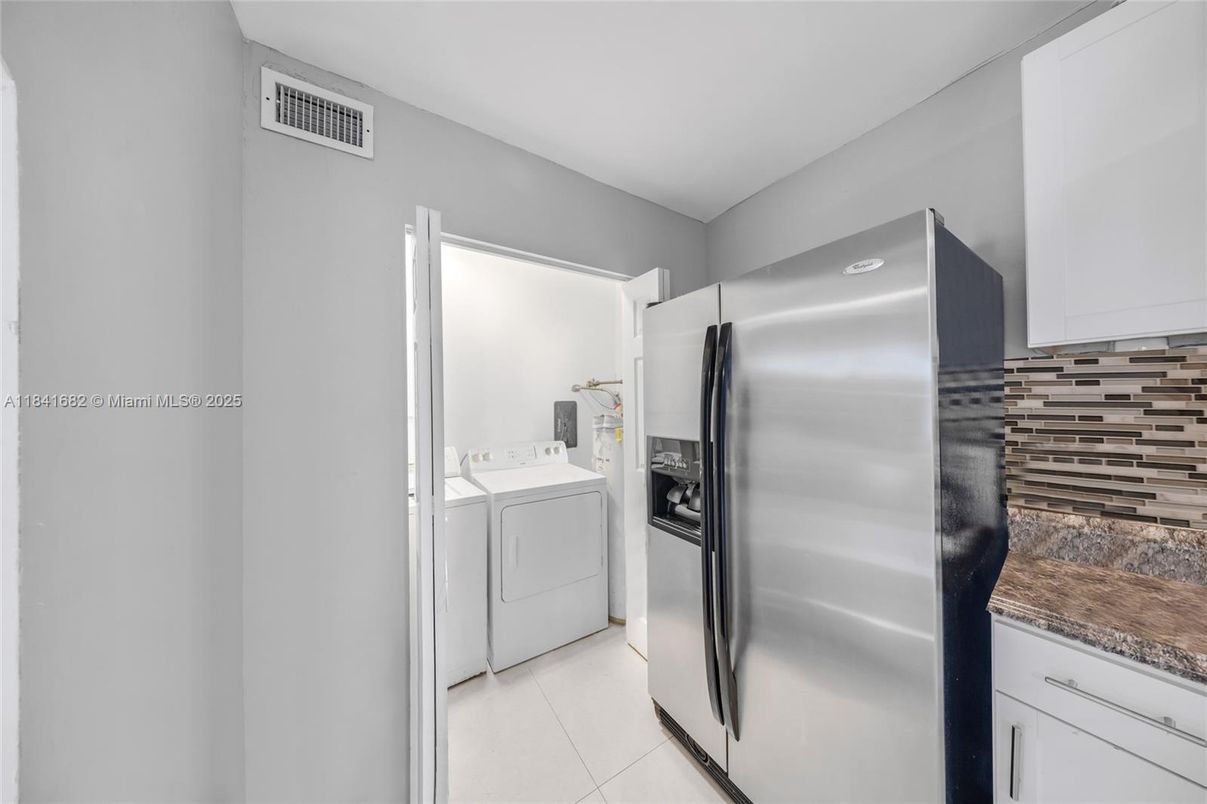 Interior, Washer