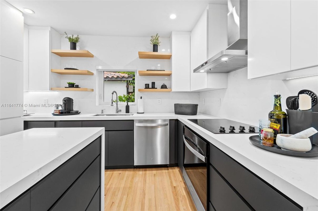Interior, Kitchen, Recessed Lighting, Stainless Steel Appliances, Wood Texture Flooring