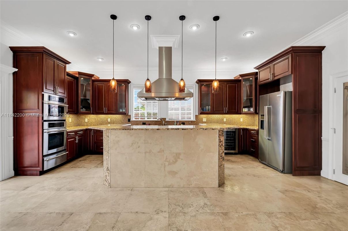 Interior, Kitchen, Pendant Lights, Recessed Lighting, Stainless Steel Appliances