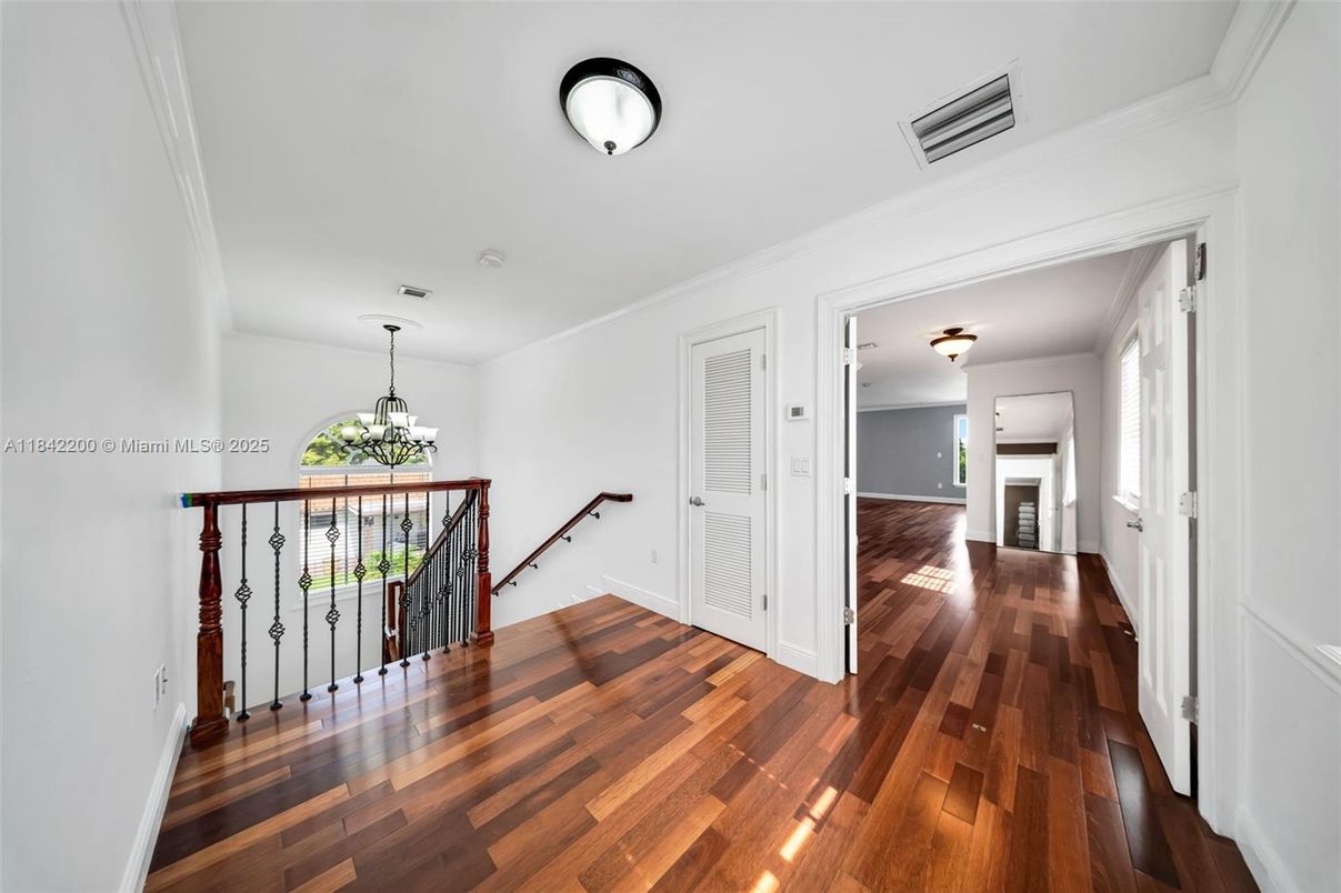 Chandelier, Interior, Wood Texture Flooring