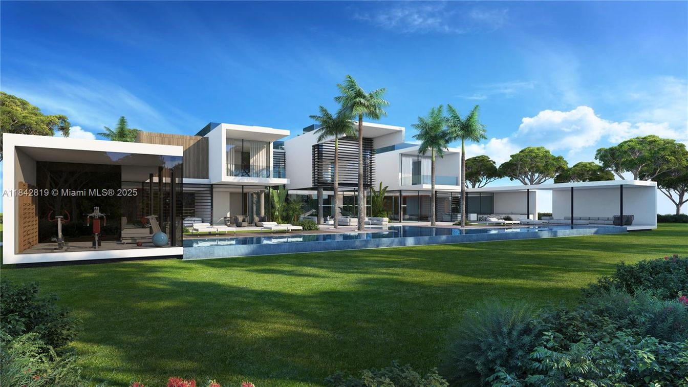 Backyard, Exterior, Pool