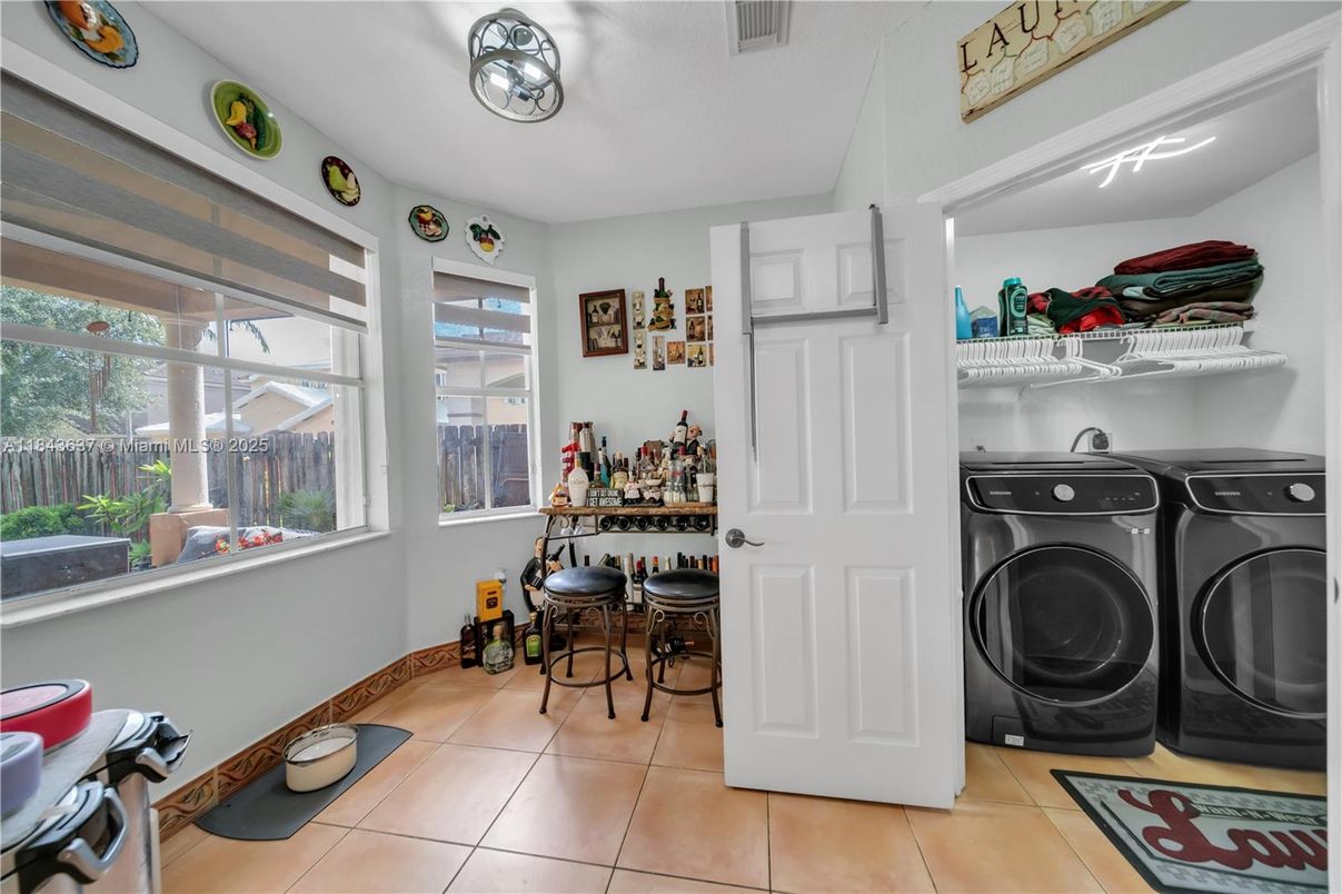 Interior, Washer