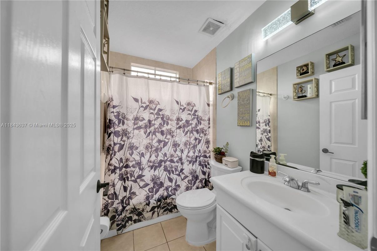 Bathroom, Interior