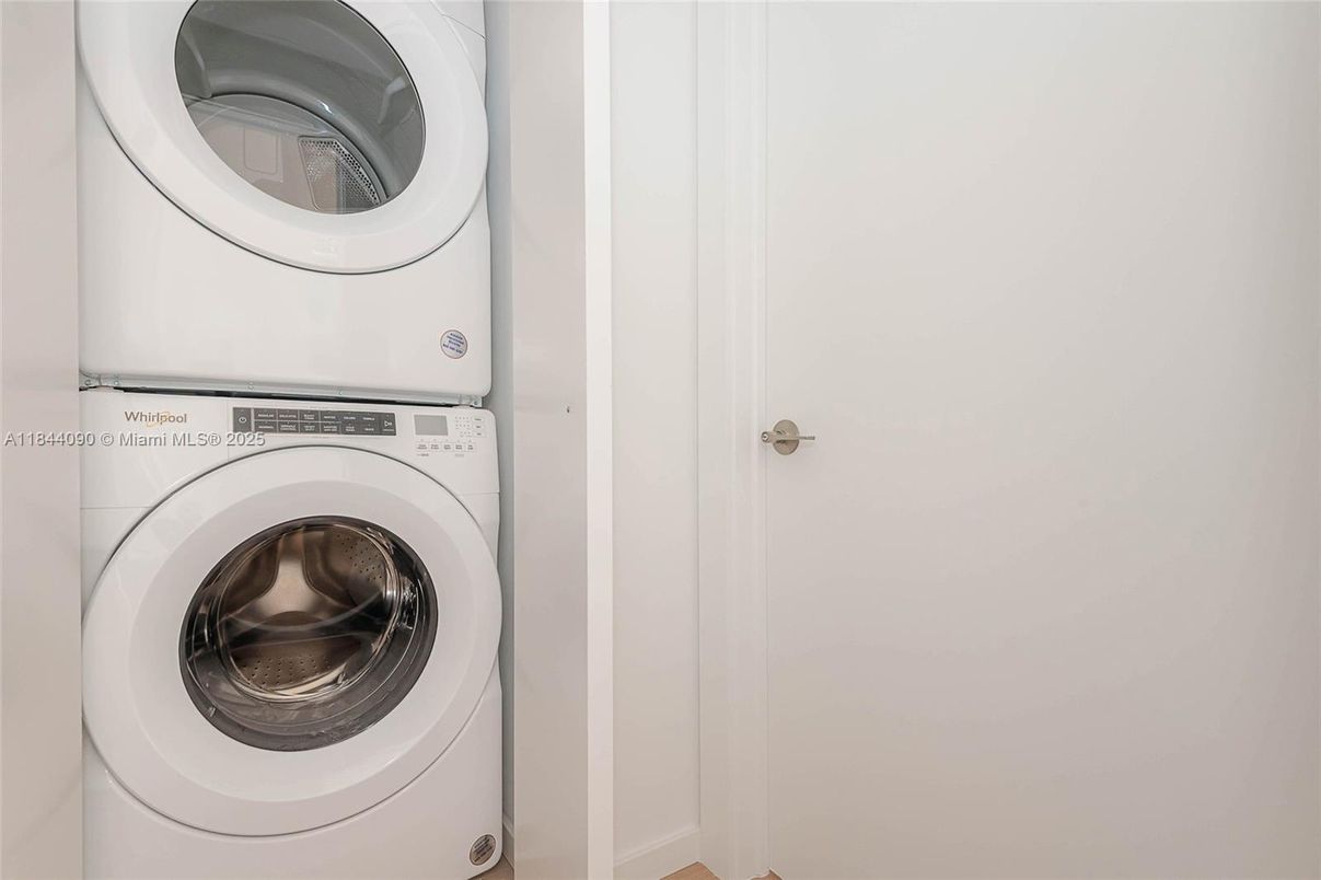 Interior, Utility Closets, Washer