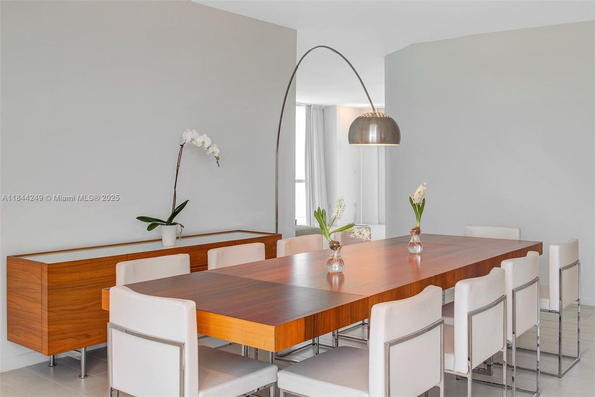 Dining room, Interior, Pendant Lights