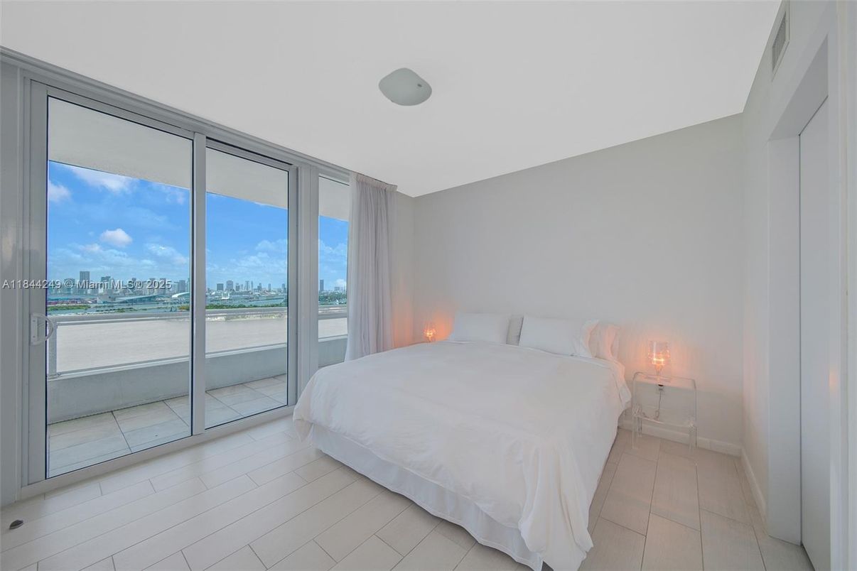 Bedroom, Interior, Water, Wood Texture Flooring