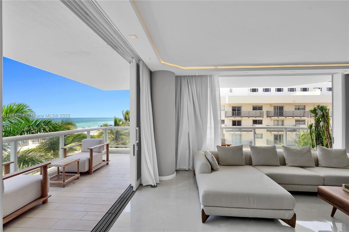 Water, Interior, Living room, Other