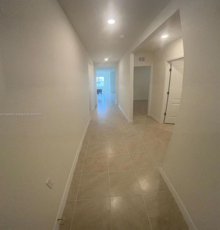 Interior, Recessed Lighting