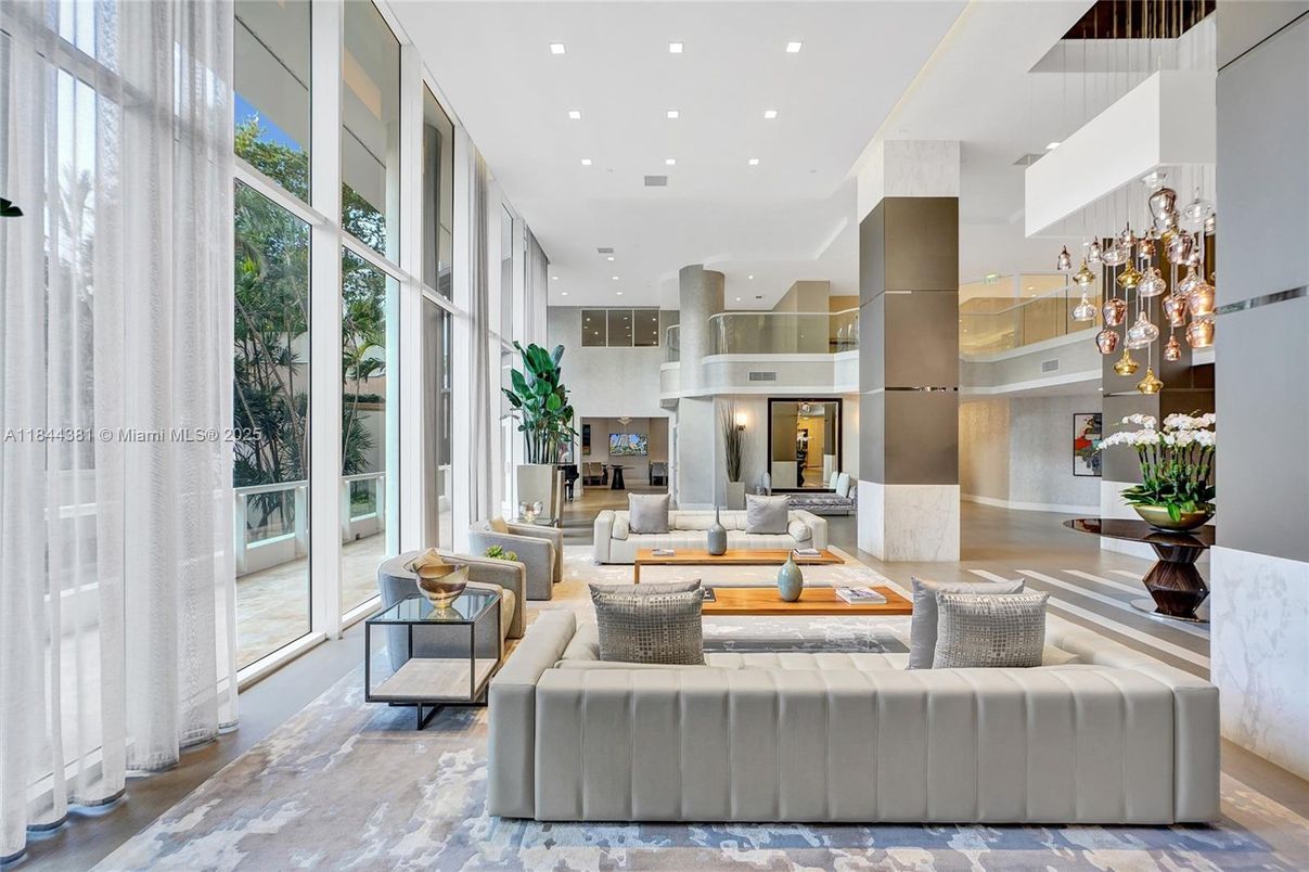 Fireplace, Interior, Living room, Pendant Lights, Recessed Lighting