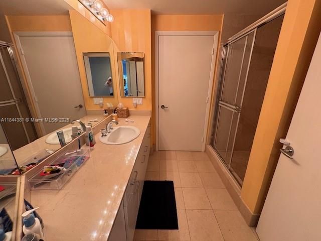 Bathroom, Dual Sink Vanities, Glass Shower, Interior