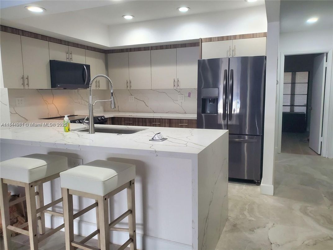 Interior, Kitchen, Marble Walls, Recessed Lighting