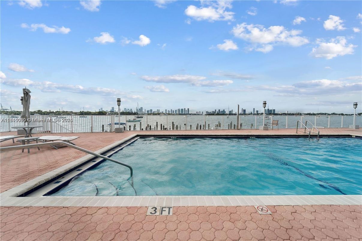 Exterior, Pool, Water