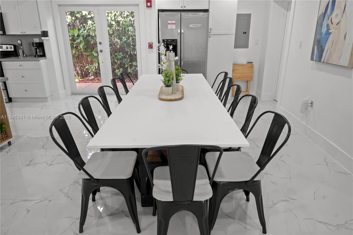 Dining room, Interior, Kitchen, Marble
