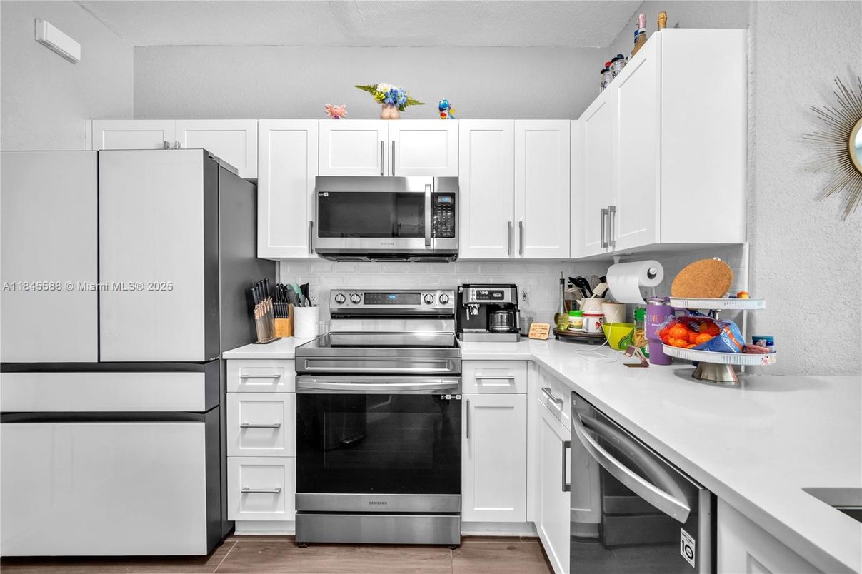 Interior, Kitchen, Stainless Steel Appliances, Wood Texture Flooring
