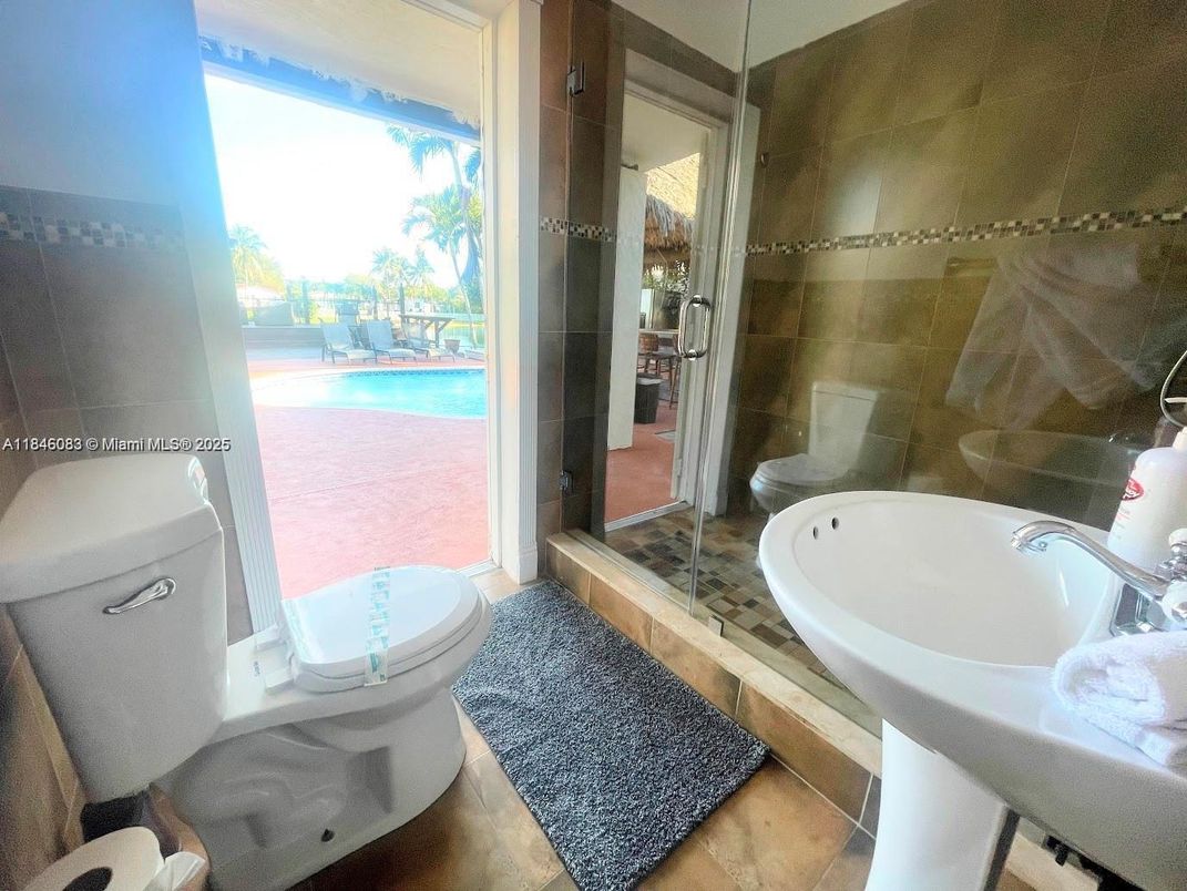 Bathroom, Glass Shower, Interior
