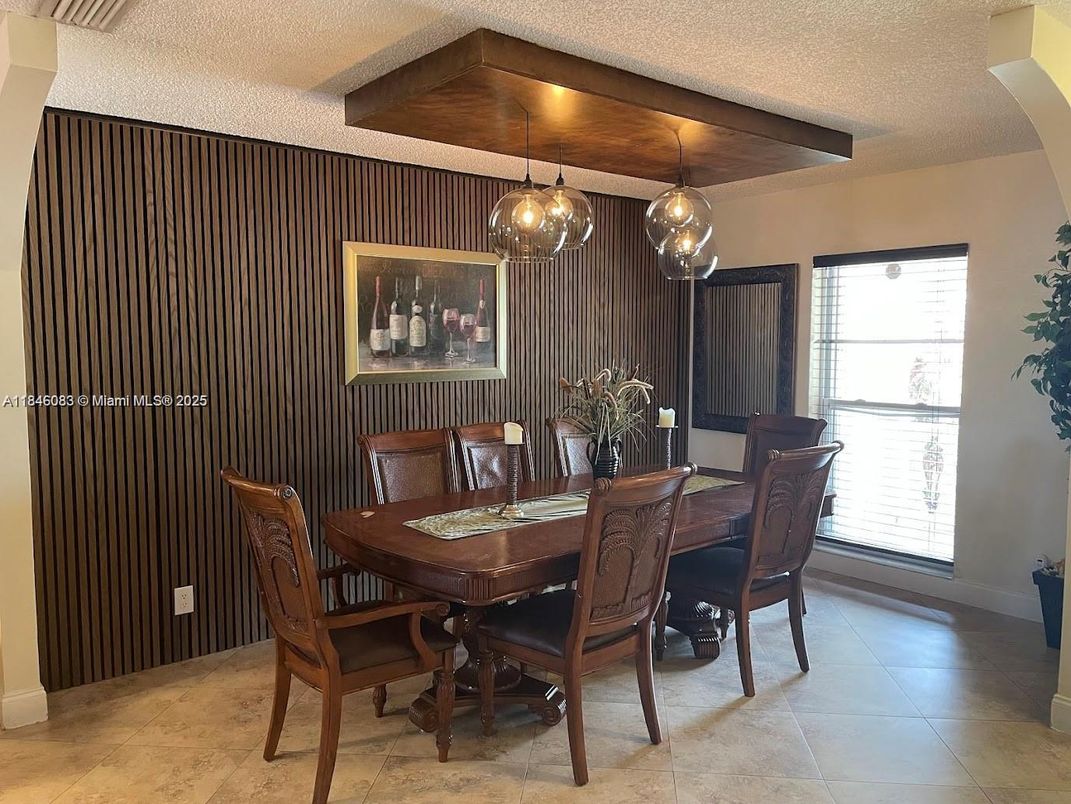 Dining room, Interior, Pendant Lights